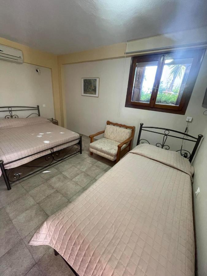 Vasilikos Apartments Paralia Agias Foteinis Exterior foto